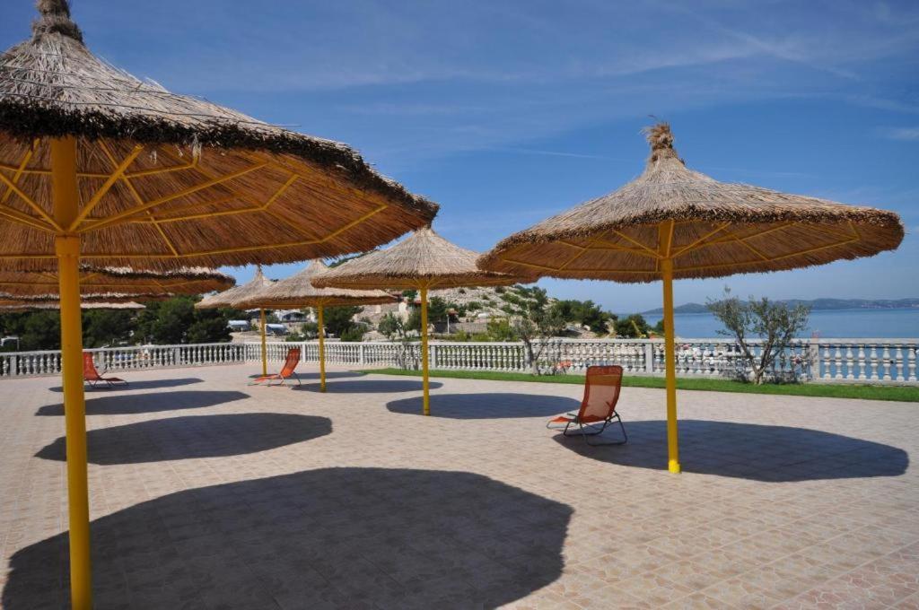 Fjaka Luxury Mobile Home - Oaza Mira Camping Croatia Drage Ngoại thất bức ảnh